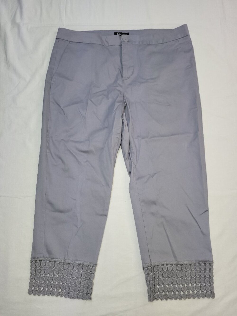 Suko Jeans Grey Cropped Pants with Crochet Hem Size 8